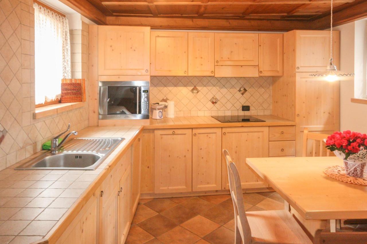 Appartement Tabià Elisa à Campitello di Fassa Extérieur photo
